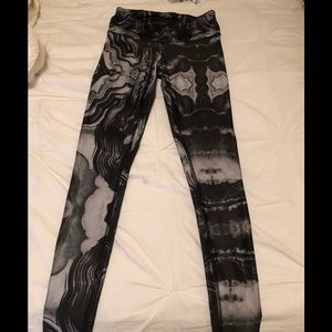 Alo Yoga Marble Pants